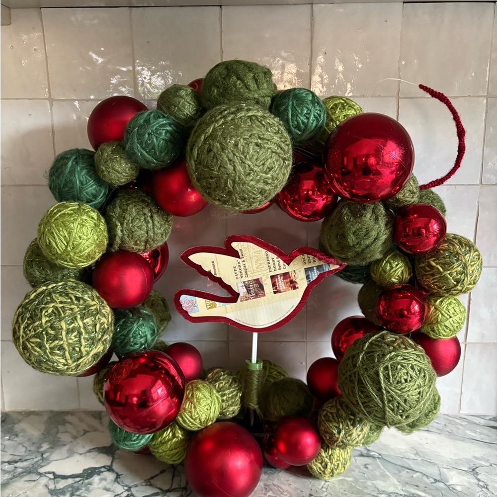 Starbucks Display 2007 Holiday Wreath